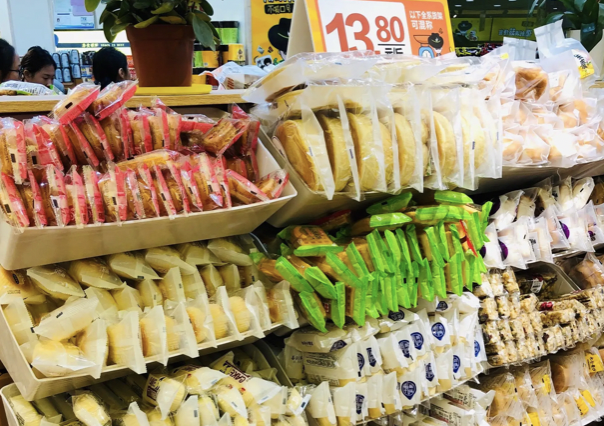 我，拿着80万加盟零食很忙，找不到门面……