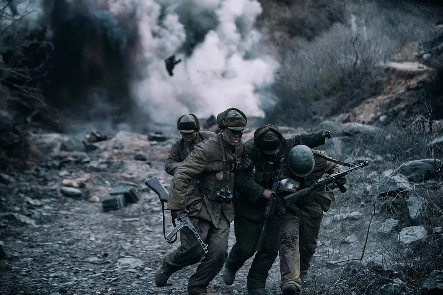 豆瓣近8分，军事题材网络电影已实现口碑突围