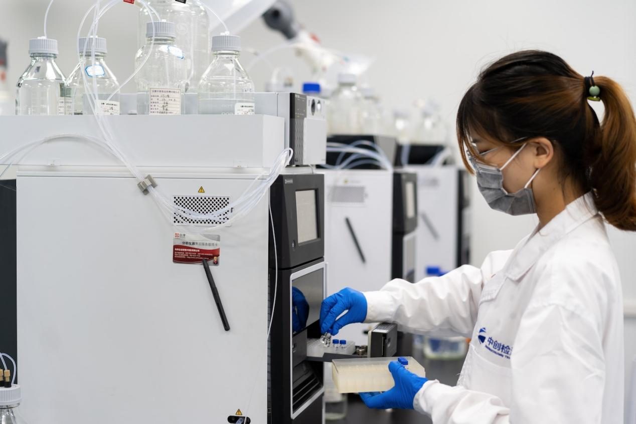 从三只松鼠转型成果，看消费市场高质量发展路径