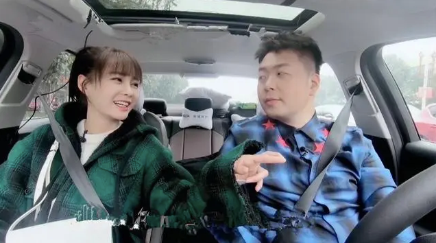 一爱成名，是芒果女主持人们的出圈捷径？