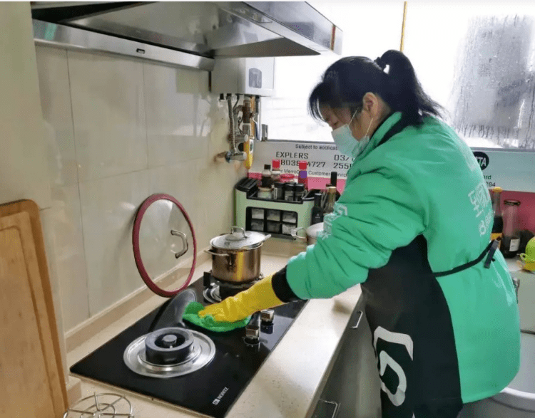 招聘大战？可能是对这个世界杯广告的最大低估