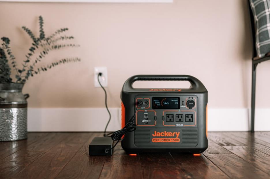 怪兽充电一年亏了4个亿？为啥涨价到10元共享充电宝还会亏呢？