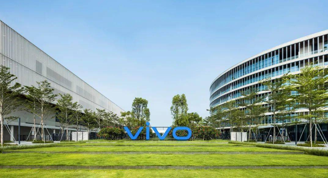 当vivo领先后，该学着“快”起来了