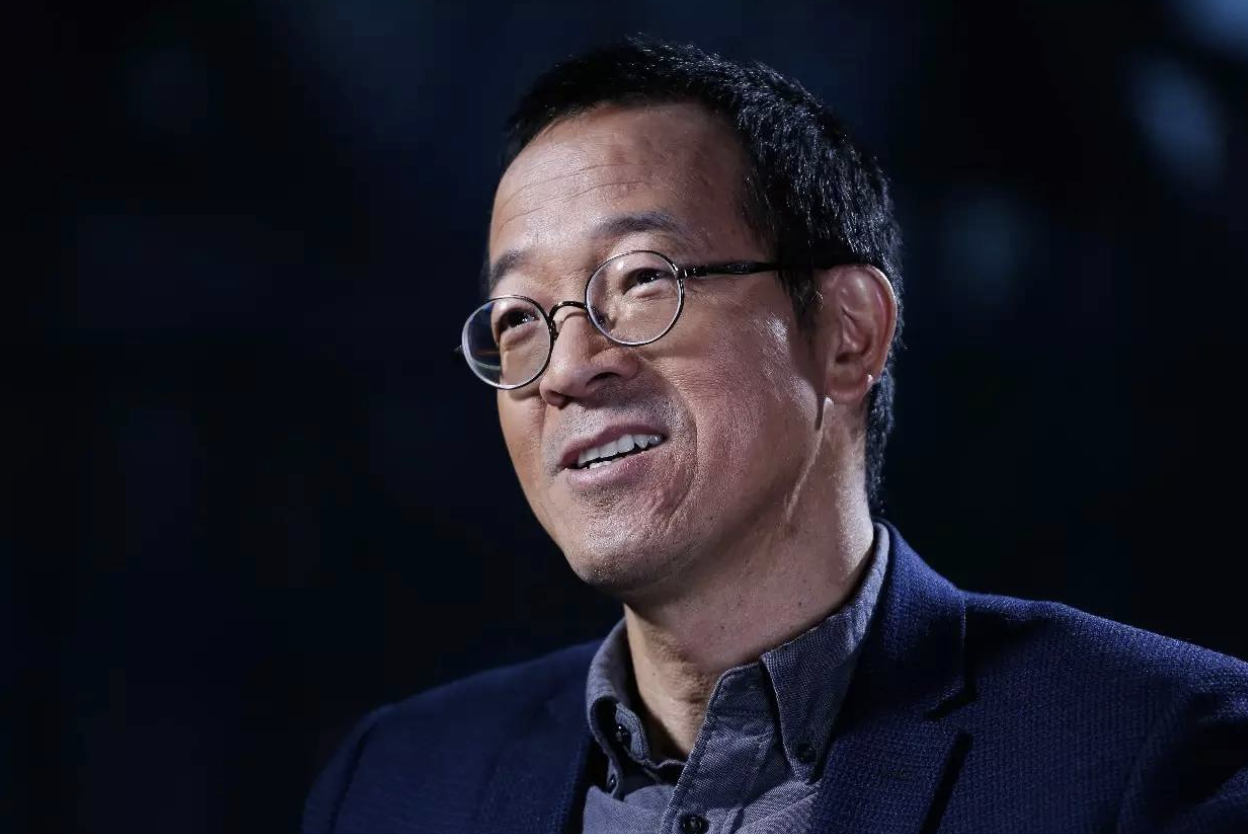 东方甄选“交卷”，半年净利5.85亿，俞敏洪赌赢了