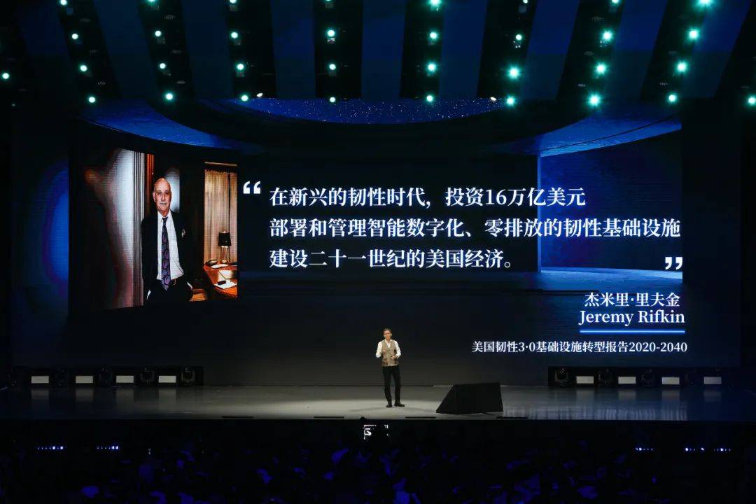 吴晓波：勇敢者的方法论（年终秀演讲全文）