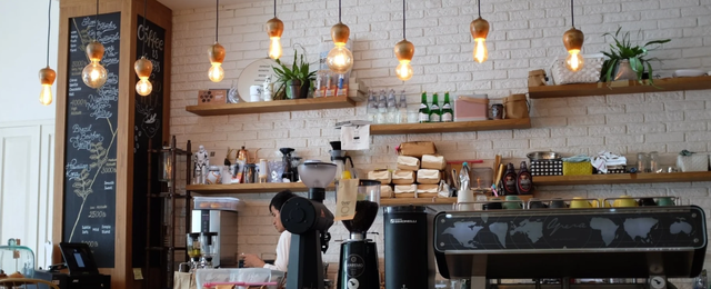 咖啡的社交化进程，离不开流量和人情