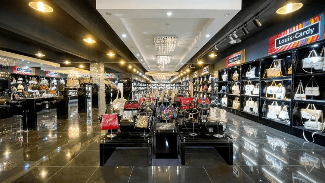 独家丨抖音电商的“有厂青年”讲述中国工厂新故事