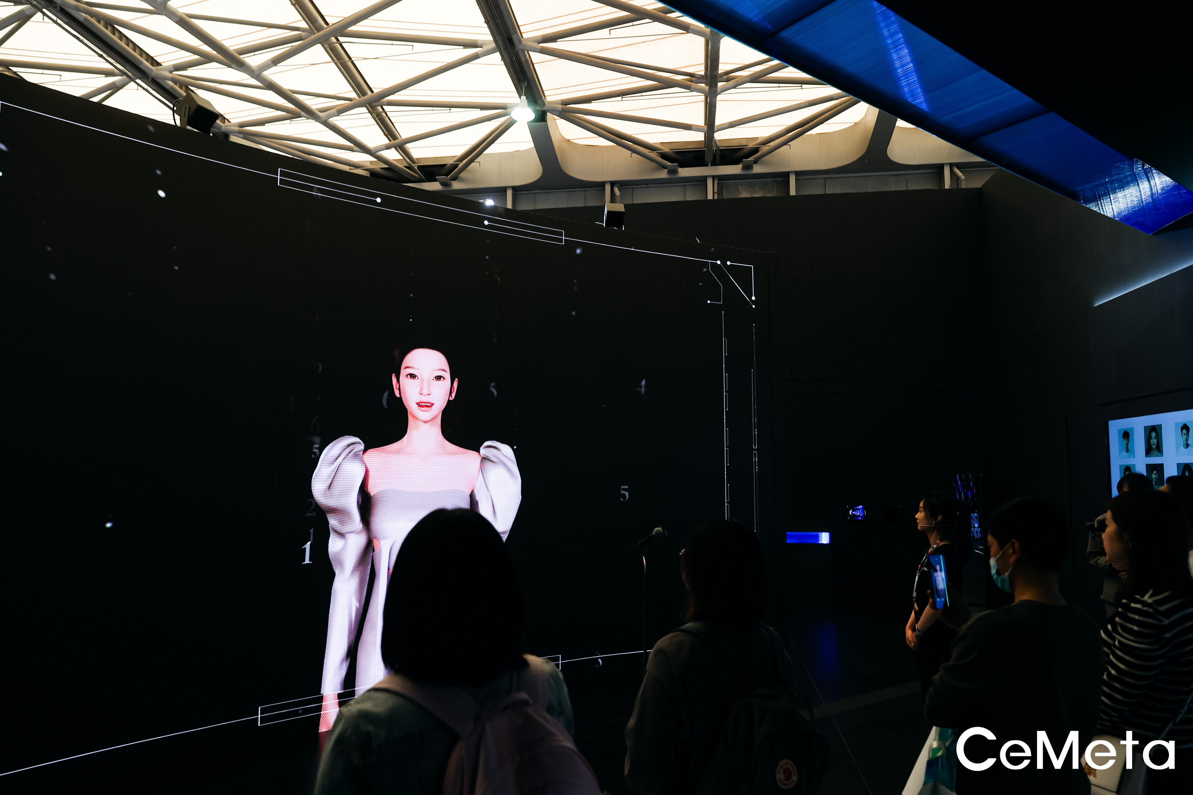 CeMeta神秘黑盒空间亮相AWE，AI黑科技探索新人机时代