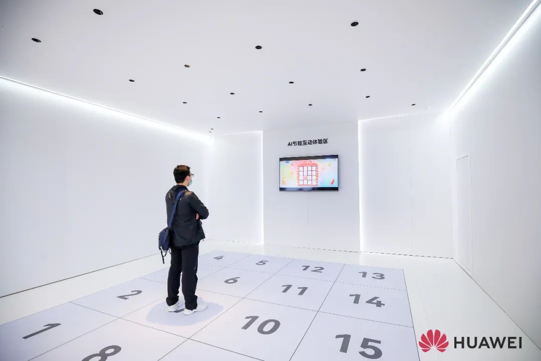 华为用三把特别的“钥匙”，打开空间智能化之门