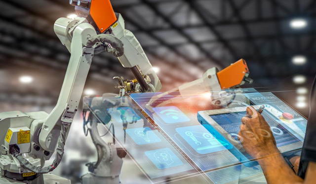 坚实底座+丰富应用，构建工业的新数字世界