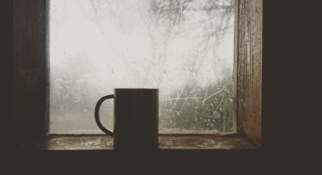 抢夺小镇青年的第一杯咖啡