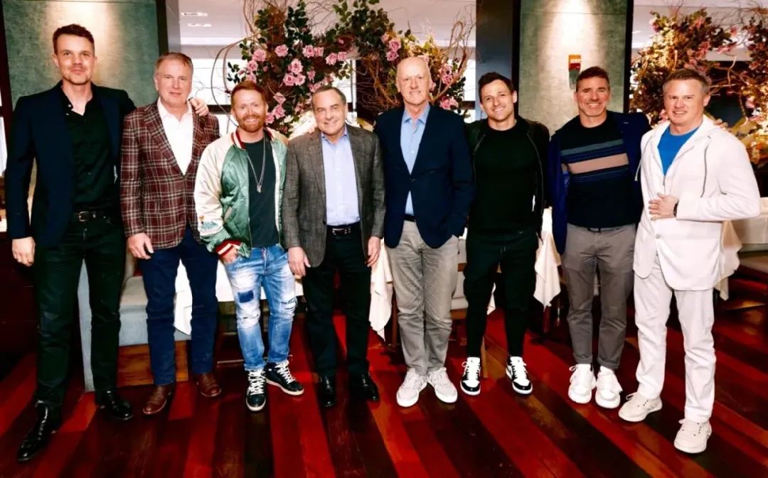 Spotify再裁员，Stray Kids新专打破K-Pop预购记录，欧盟呼吁科技巨头标注AIGC内容