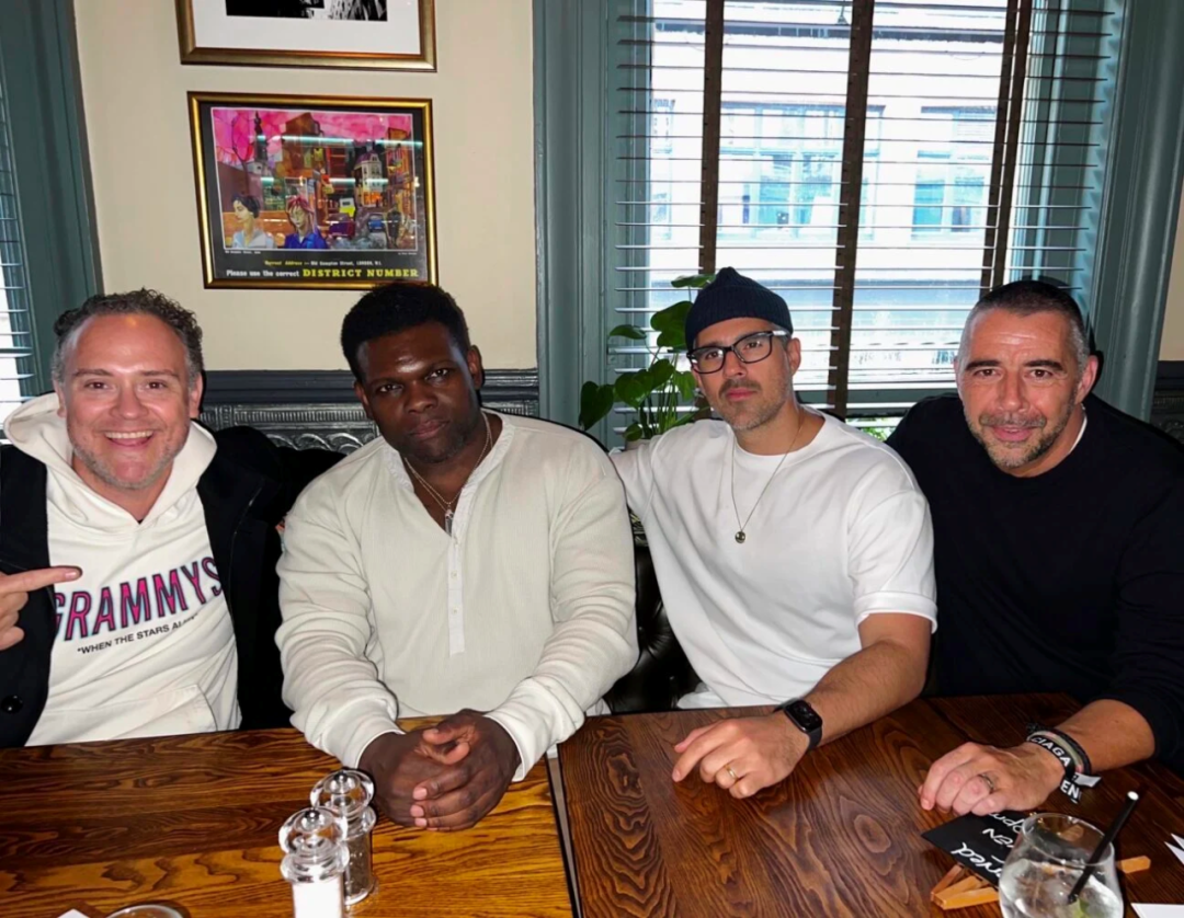 Spotify再裁员，Stray Kids新专打破K-Pop预购记录，欧盟呼吁科技巨头标注AIGC内容