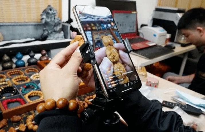 “污名化”平台退货机制的，肯定不是啥好人