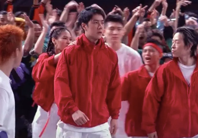 冯提莫、孟美岐，以及乐华娱乐的苦恼和困境