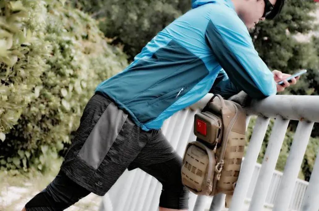 高温不断延续，被各大品牌盯上的防晒服真成一个好生意了？