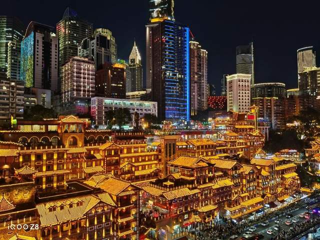 畅享充电续航自由 “天玑 8200 性能小超人”iQOO Z8系列发布