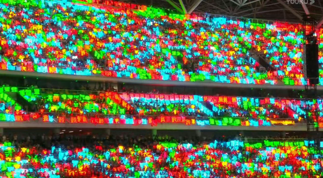 TFBOYS十周年演唱会背后：一场被粉圈大战傍身的商业盛宴