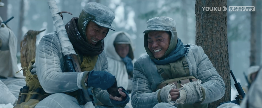 被《冰雪尖刀连》的二排长肖长贵的表演打动后，你会想认识演员薛奇