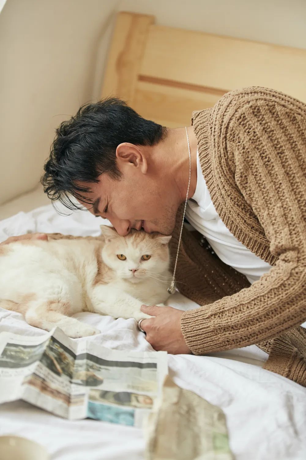 被《冰雪尖刀连》的二排长肖长贵的表演打动后，你会想认识演员薛奇