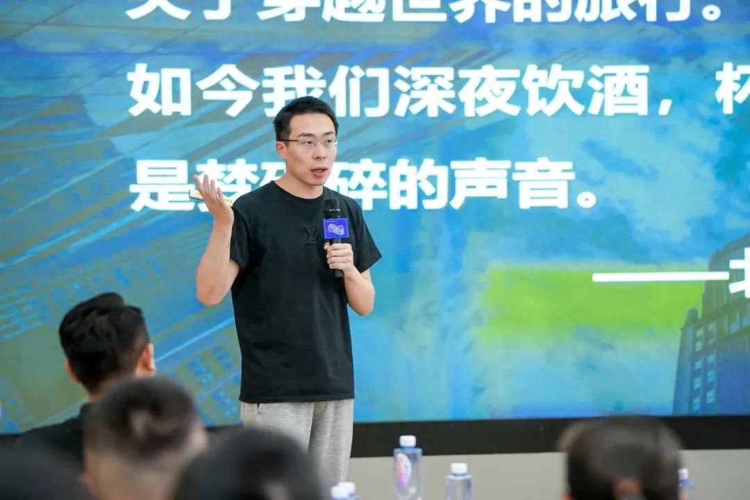 高端产品破局，关键在“用户服务重构”