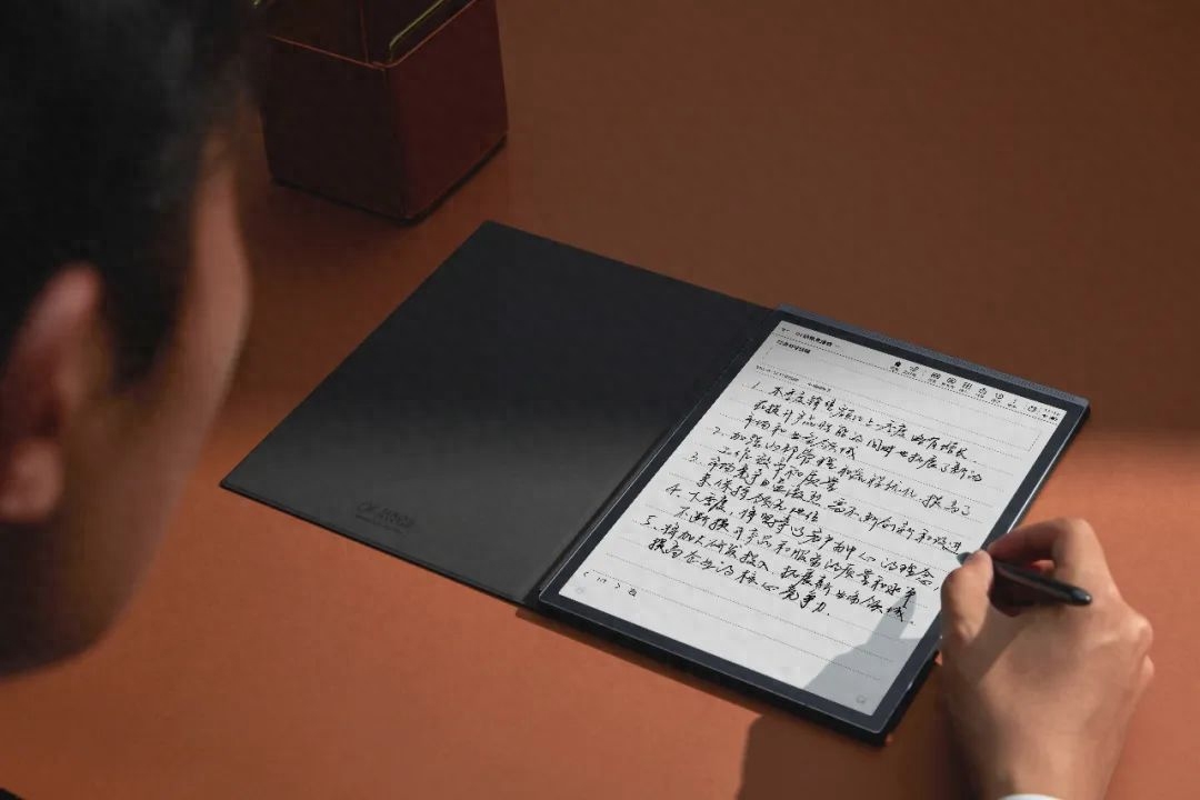 高端产品破局，关键在“用户服务重构”