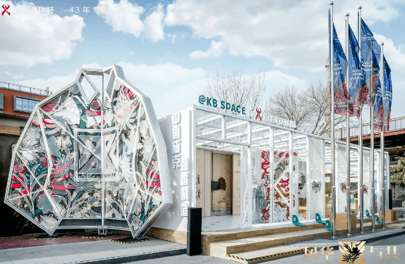 别再说男人不花钱了，他们只是更愿意为“含量”买单