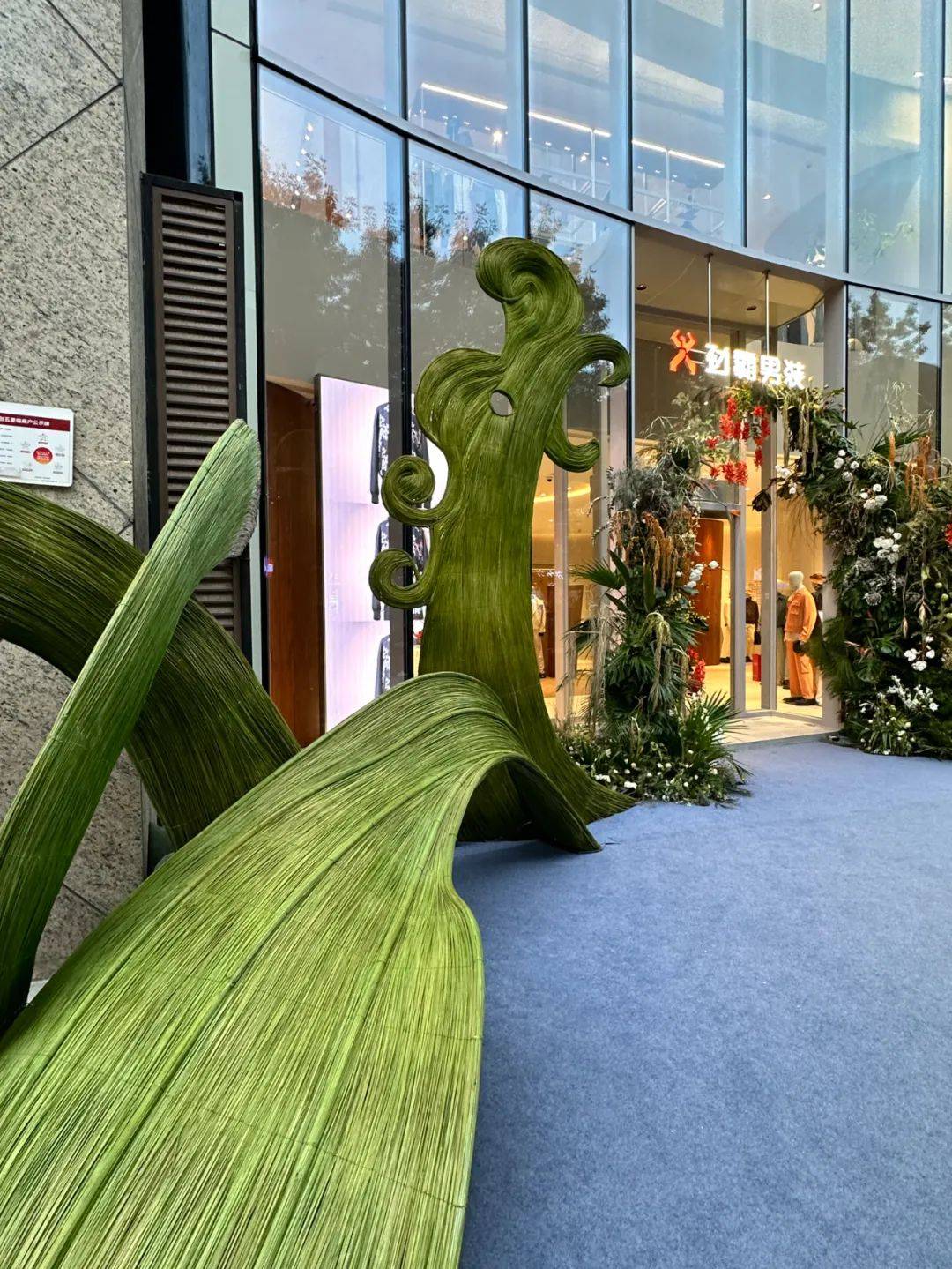 别再说男人不花钱了，他们只是更愿意为“含量”买单