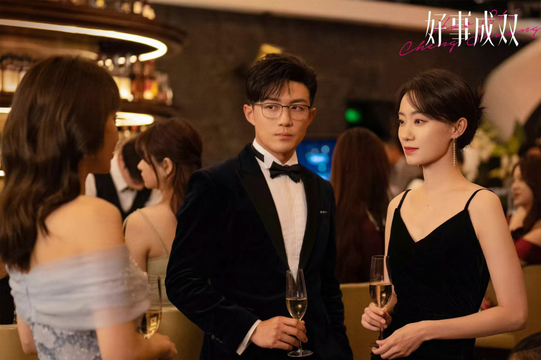 “金鸡影后”张小斐转型都市剧，精英“大女主”人设立得住吗？