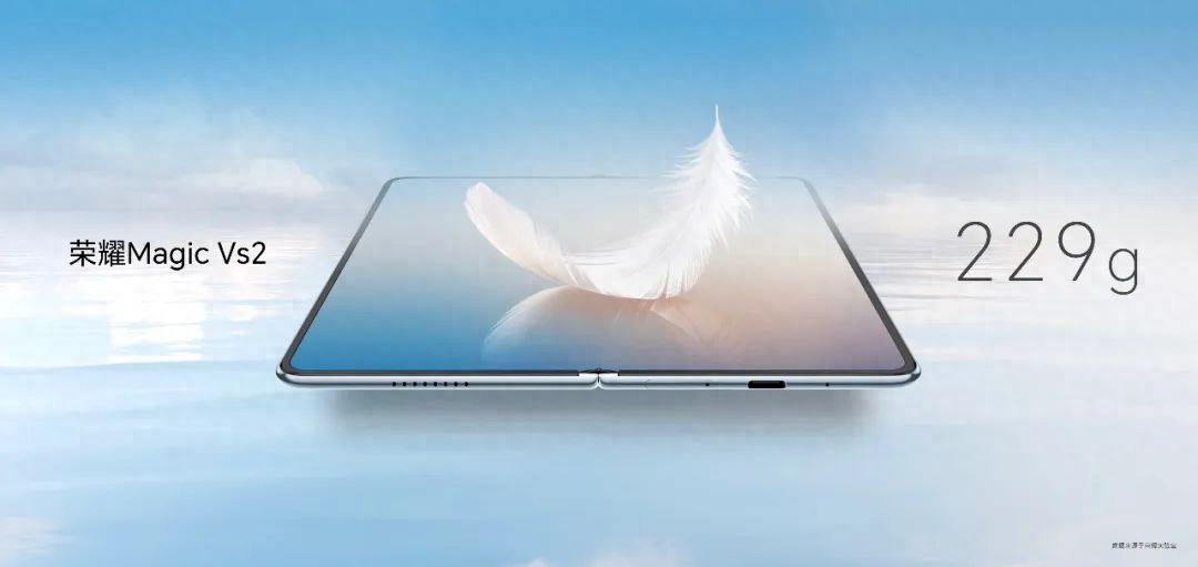 第3季度市场份额第一，荣耀折叠屏降龙十八掌威力仅冰山一角