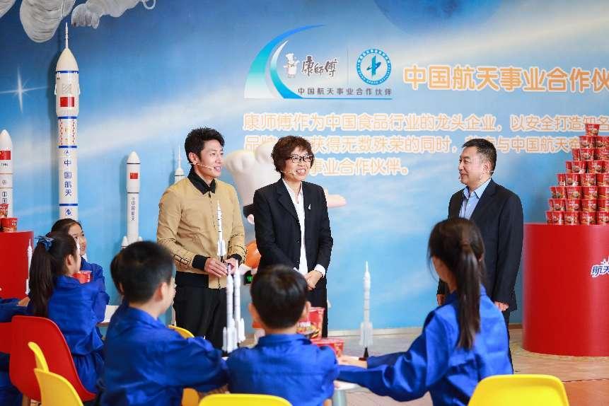 康师傅凭什么可以长红三十年？