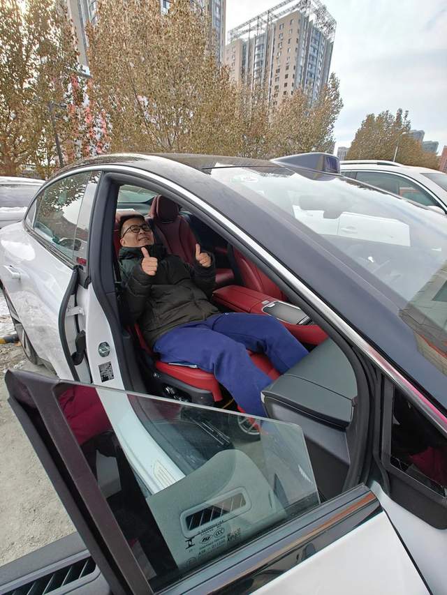 说说智界S7让我一见钟情的10个原因