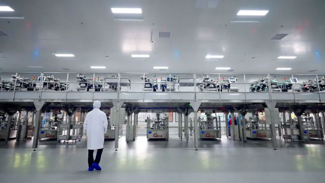 三只松鼠坚持的“高端性价比”，也是零食行业通往未来的门票？