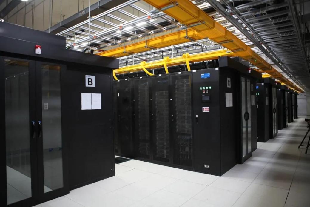 智能算力进阶C位，揭秘人工智能产业背后的“冰山一角”