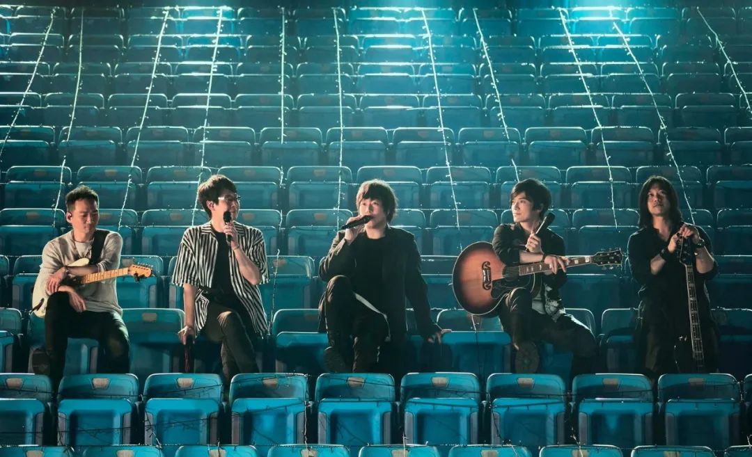 五月天假唱“罗生门”，到底谁在说谎？