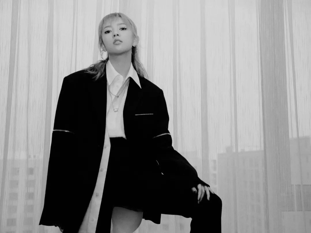 出道容易出头难，为什么赔本也要给上升期艺人做演唱会？