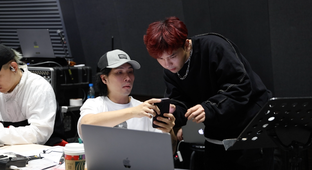 出道容易出头难，为什么赔本也要给上升期艺人做演唱会？