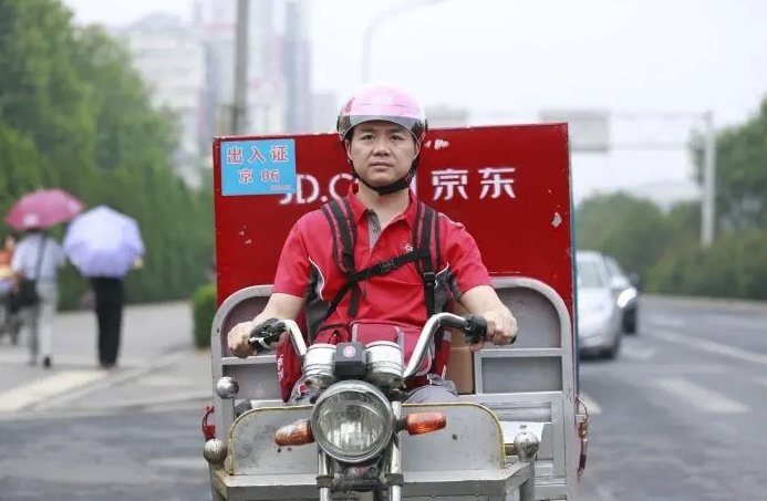 下雨天打孩子？「财务造假」的达达这些年把京东坑的有点惨……？