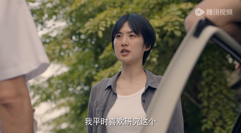 《猎冰》热度高走，把姚安娜和张颂文放一起，演技舆论必然“两极化”