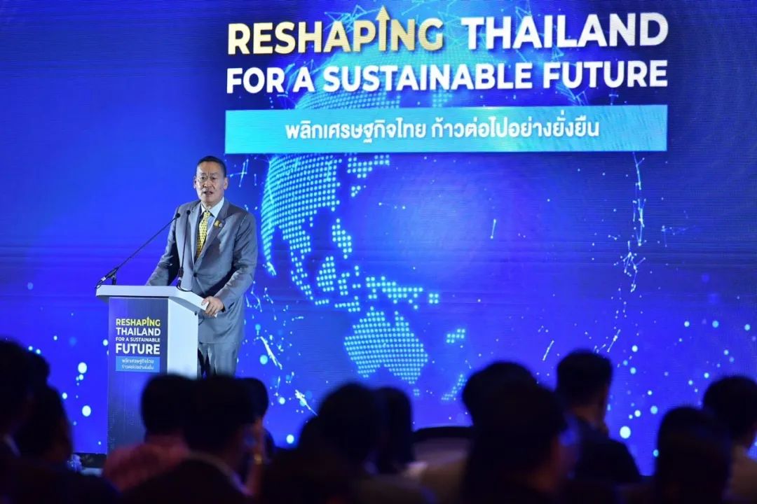 新加坡单场补贴300万美元，霉霉演唱会的独家举办权为什么这么值钱？