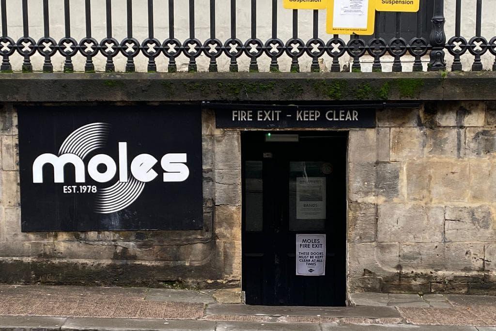 小型音乐场馆，正在绝地求生