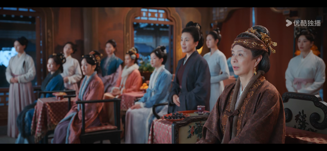 群像种田剧，《惜花芷》走出“上扬曲线”的创作密码 | 专访鄢蓓