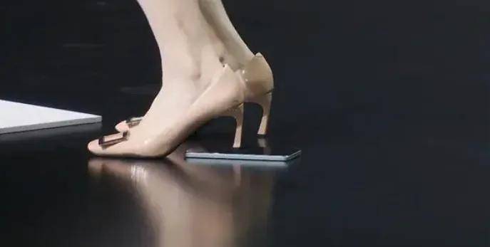 「狗熊掰棒子」？OPPO又悄悄暂停了一项业务……？