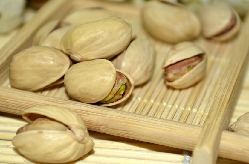 降价也拉不动零食产业？零食铺子们问题出在哪了？