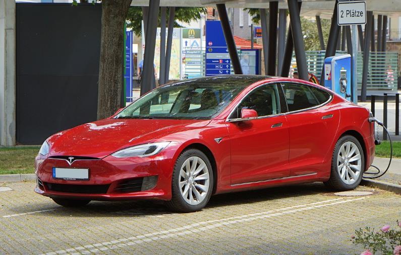 特斯拉、大众纷纷裁员，汽车巨头们这是怎么了？