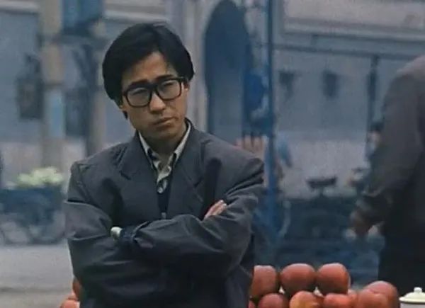 河南说唱之神《工厂》，成了小镇青年的赛博哭墙