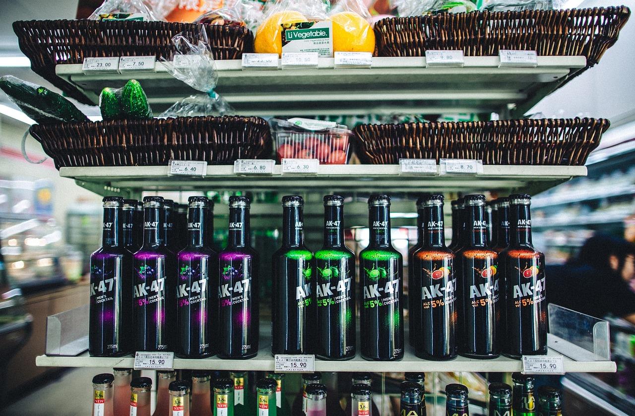 便利店百强发布，本土品牌霸榜，便利店市场会向何处去？