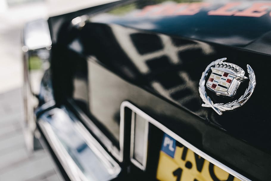 宝马价格腰斩，奥迪、凯迪拉克接连大跌，豪车们的降价潮该咋看？