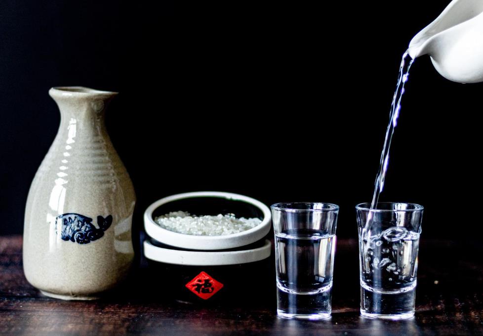 白酒破价成常态，降价潮频现，白酒市场这是怎么了？