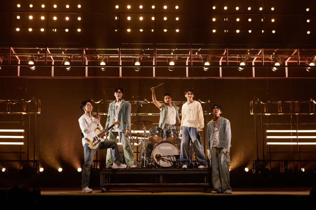 《披荆斩棘4》后，雅MIYAVI去了这里上班